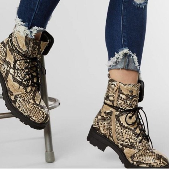 MIA‎ snakeskin faux leather size 7.5 NWB combat boots - Picture 1 of 10